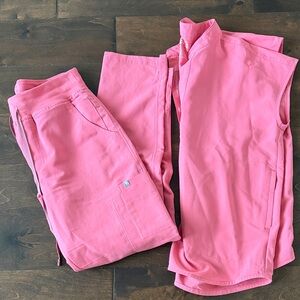 Figs Scrub Set